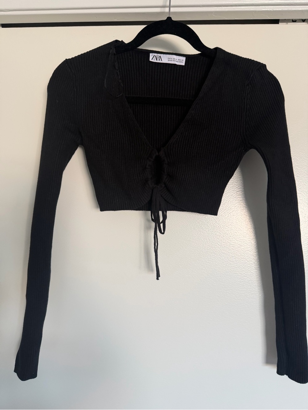 Zara Black Ribbed Tie-Front V-Neck Crop Top